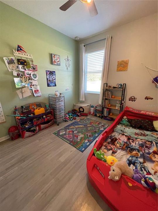 For Sale: $445,000 (3 beds, 2 baths, 1839 Square Feet)