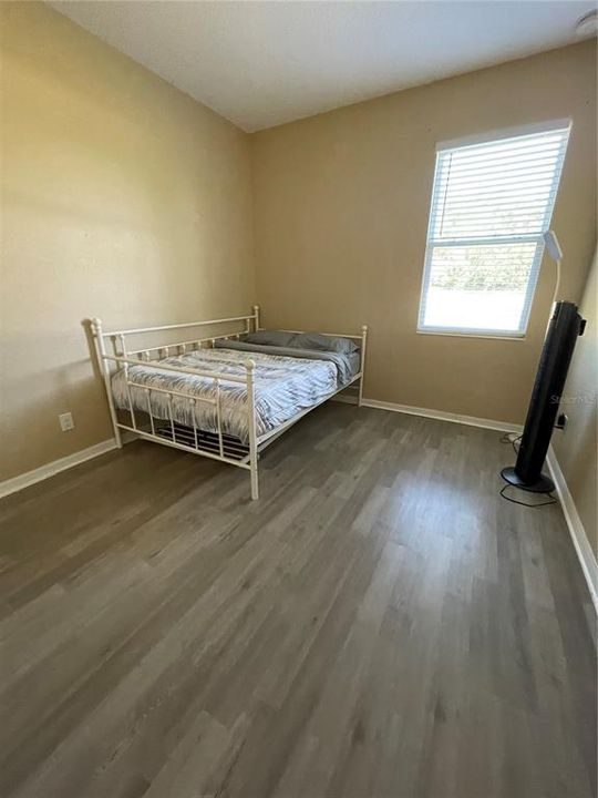 For Sale: $445,000 (3 beds, 2 baths, 1839 Square Feet)