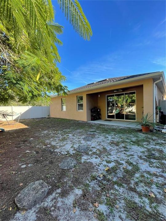 For Sale: $445,000 (3 beds, 2 baths, 1839 Square Feet)