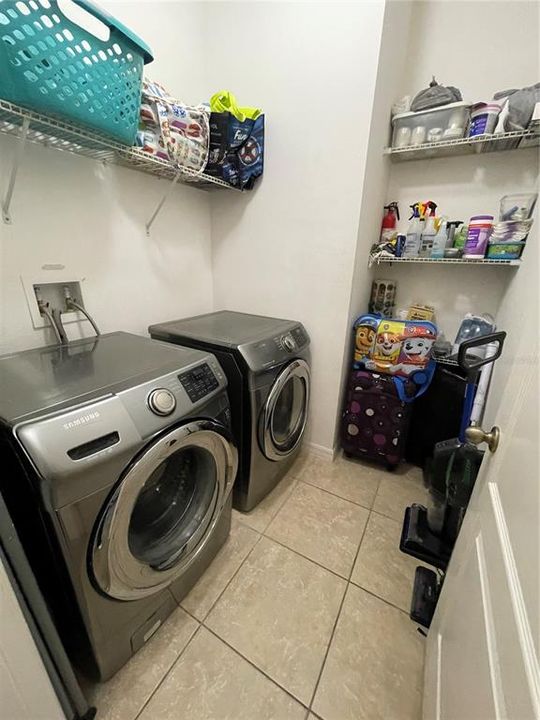 For Sale: $445,000 (3 beds, 2 baths, 1839 Square Feet)