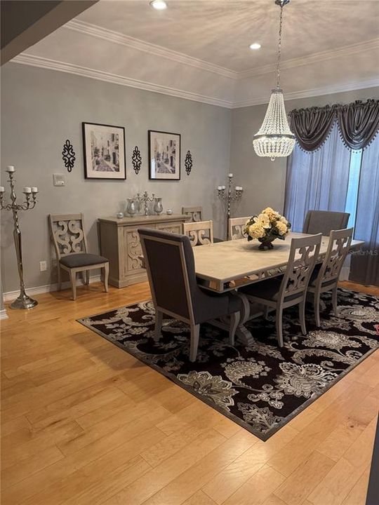 待售: $1,539,000 (6 贝兹, 4 浴室, 6550 平方英尺)