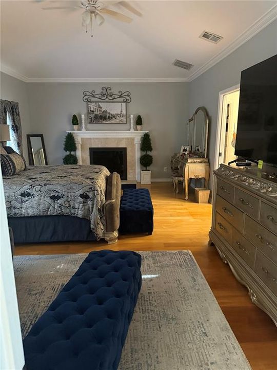 待售: $1,539,000 (6 贝兹, 4 浴室, 6550 平方英尺)