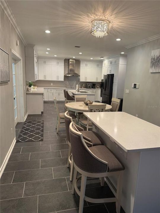 待售: $1,539,000 (6 贝兹, 4 浴室, 6550 平方英尺)