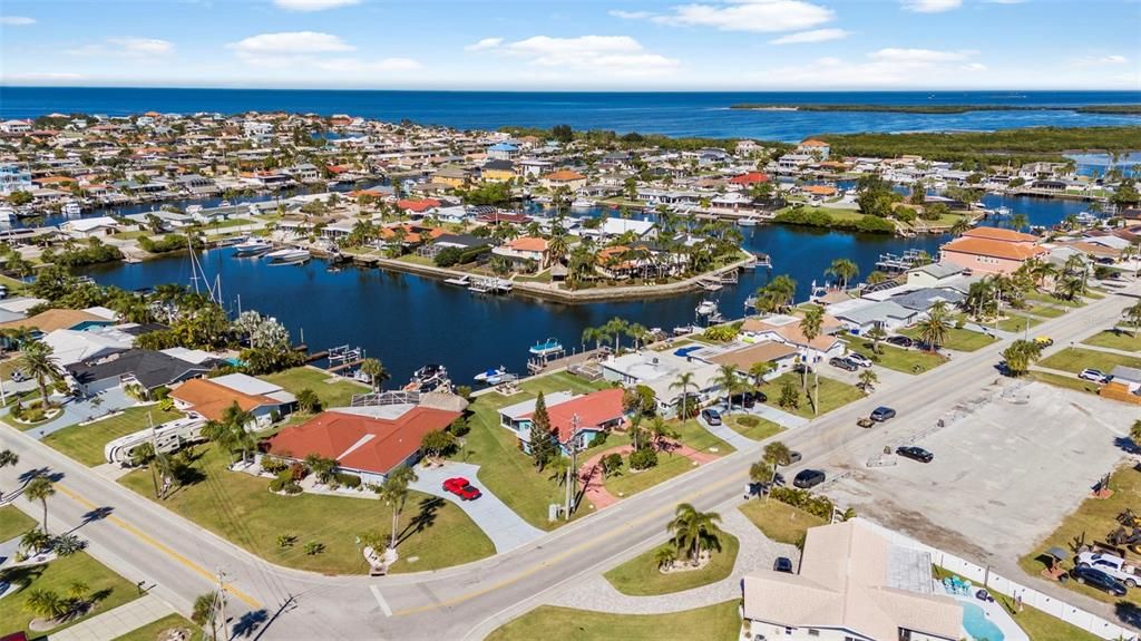 На продажу: $624,999 (3 спален, 2 ванн, 1311 Квадратных фут)