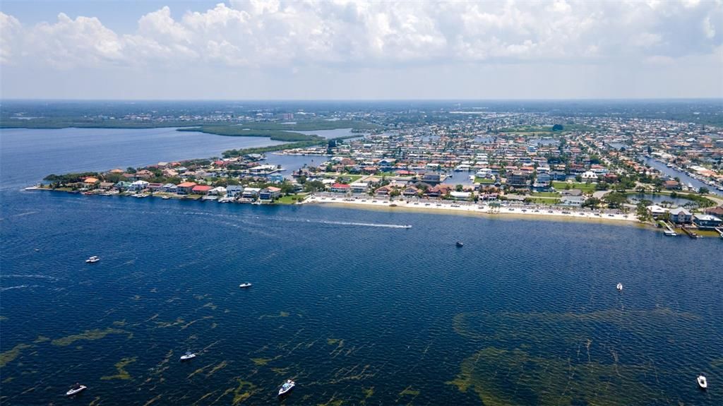 На продажу: $624,999 (3 спален, 2 ванн, 1311 Квадратных фут)