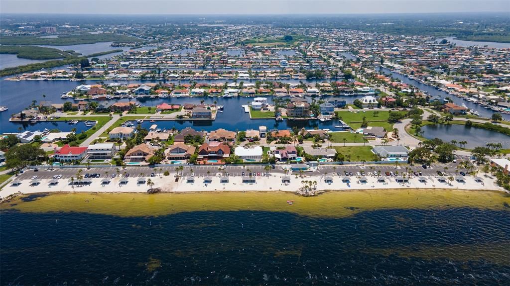 На продажу: $624,999 (3 спален, 2 ванн, 1311 Квадратных фут)