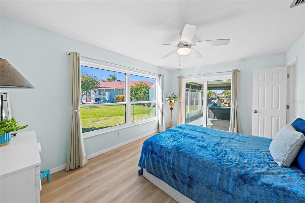 На продажу: $624,999 (3 спален, 2 ванн, 1311 Квадратных фут)