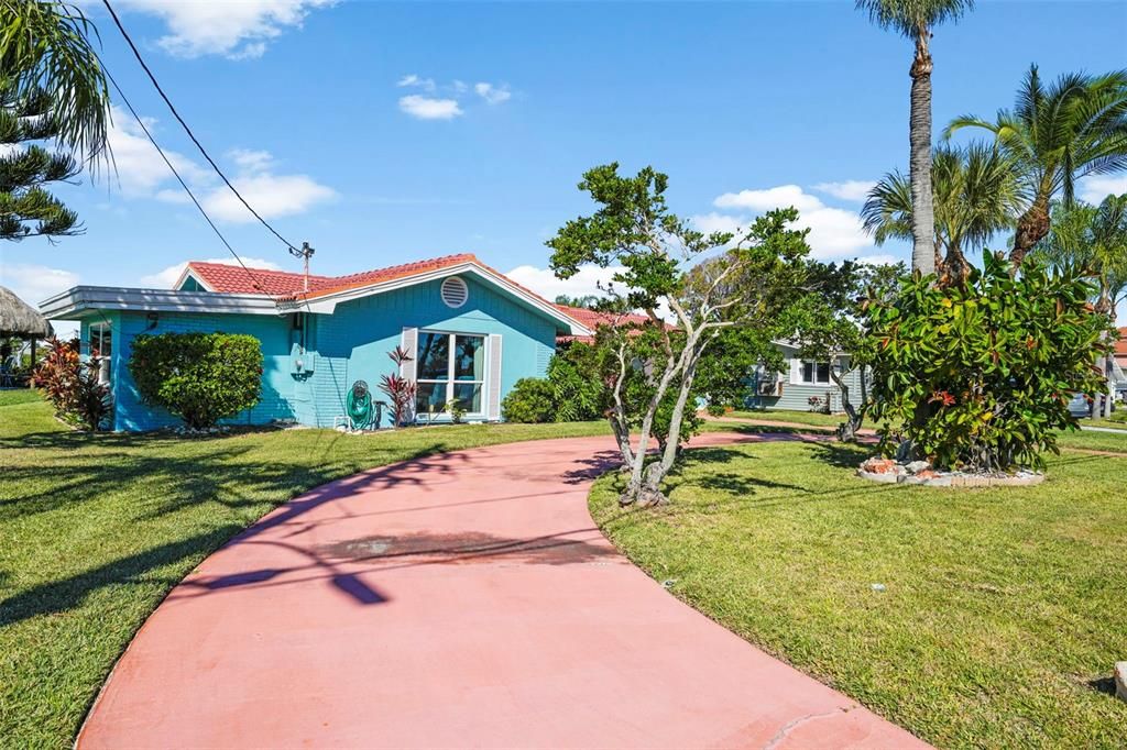 На продажу: $624,999 (3 спален, 2 ванн, 1311 Квадратных фут)