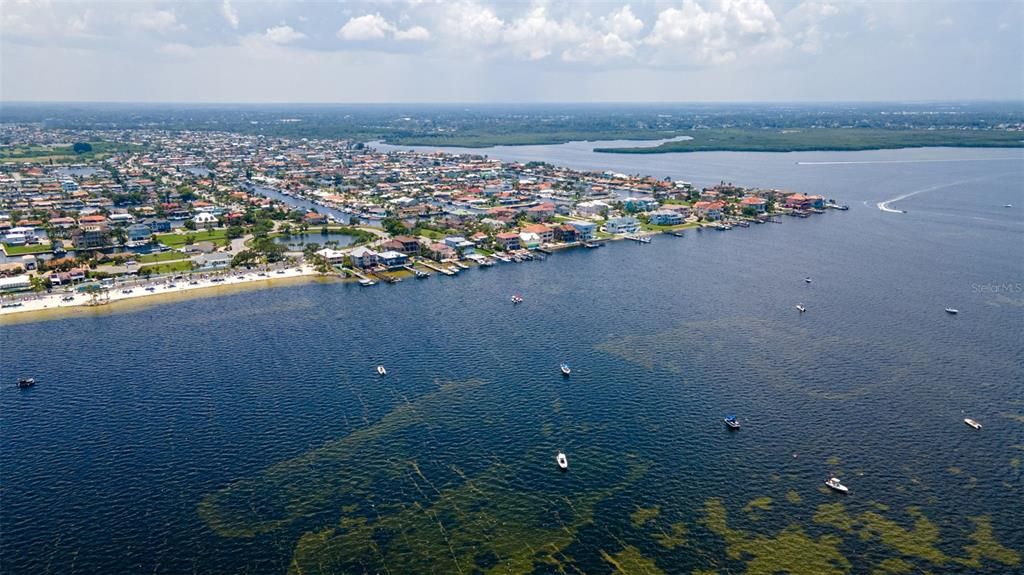 На продажу: $624,999 (3 спален, 2 ванн, 1311 Квадратных фут)