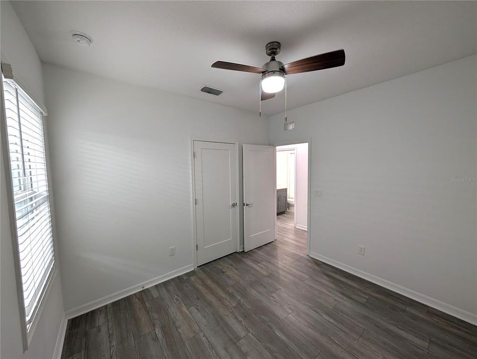 Active With Contract: $2,100 (3 beds, 2 baths, 2768 Square Feet)