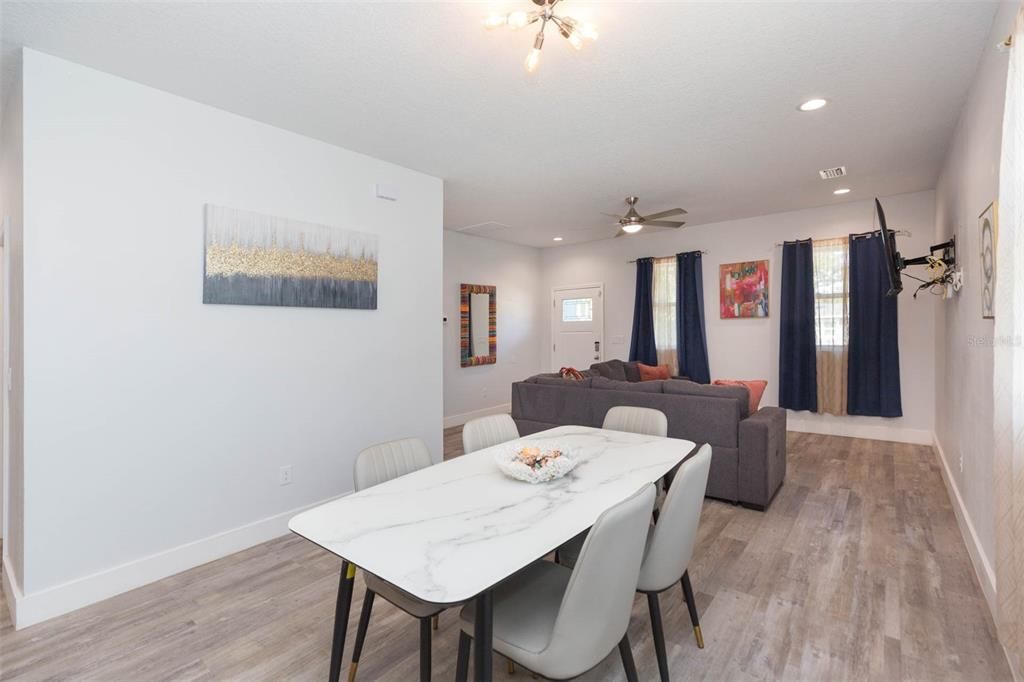 В аренду: $2,550 (3 спален, 2 ванн, 1284 Квадратных фут)