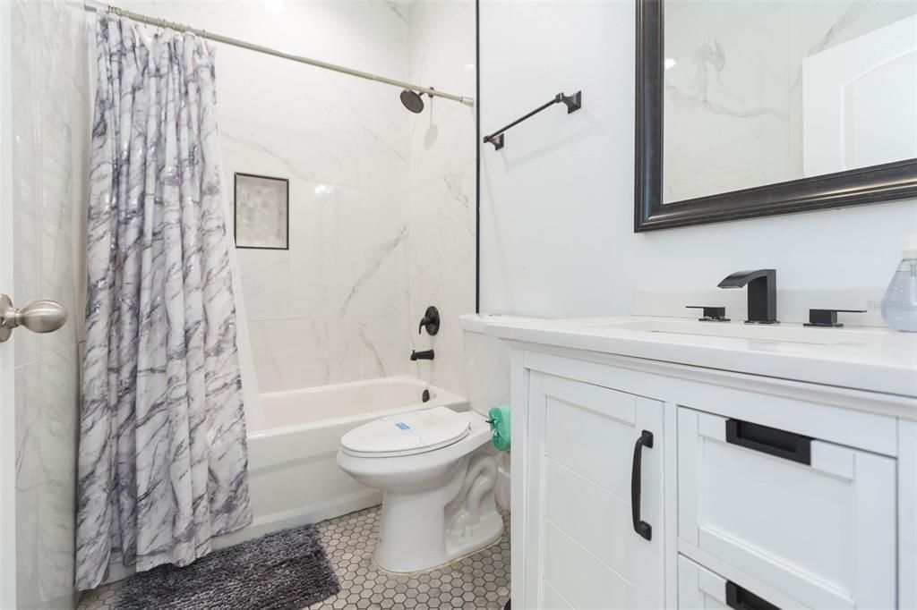 В аренду: $2,550 (3 спален, 2 ванн, 1284 Квадратных фут)