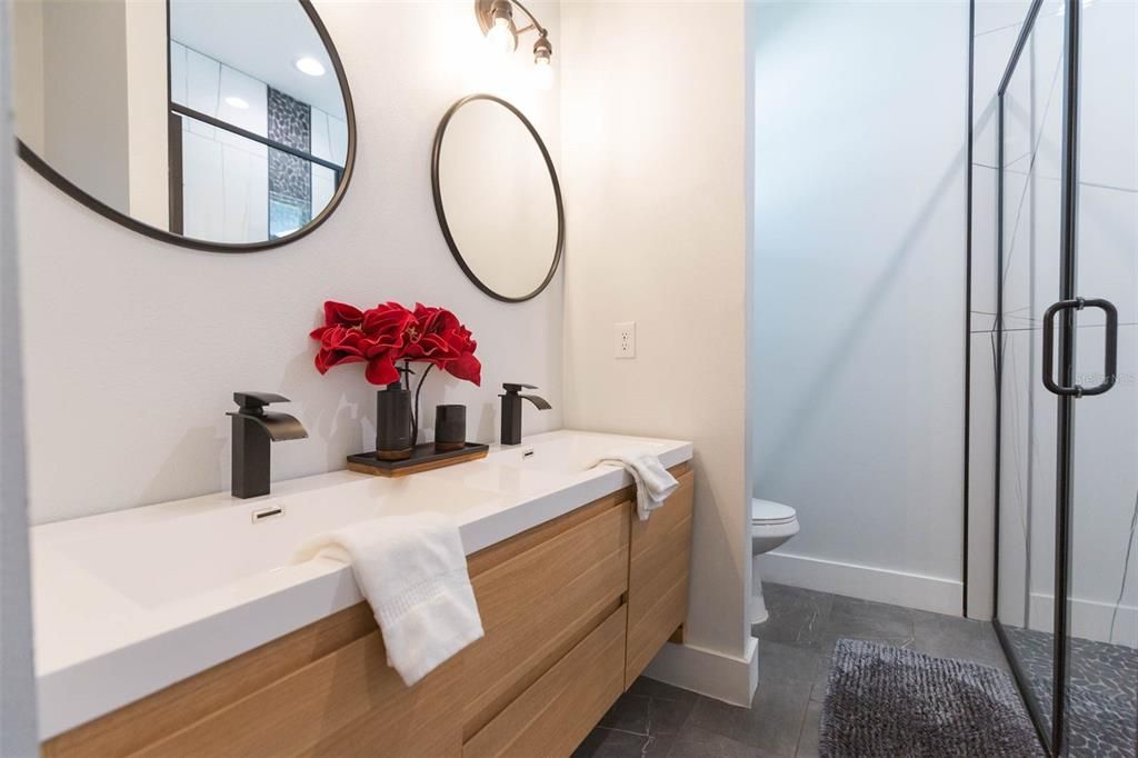 В аренду: $2,550 (3 спален, 2 ванн, 1284 Квадратных фут)