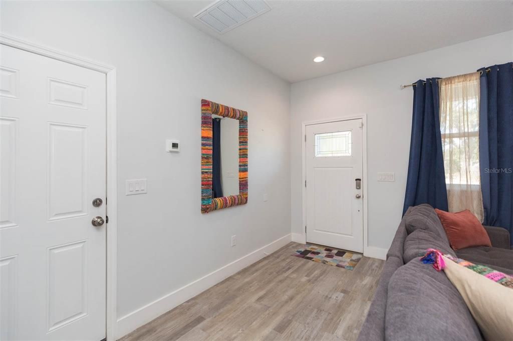 В аренду: $2,550 (3 спален, 2 ванн, 1284 Квадратных фут)