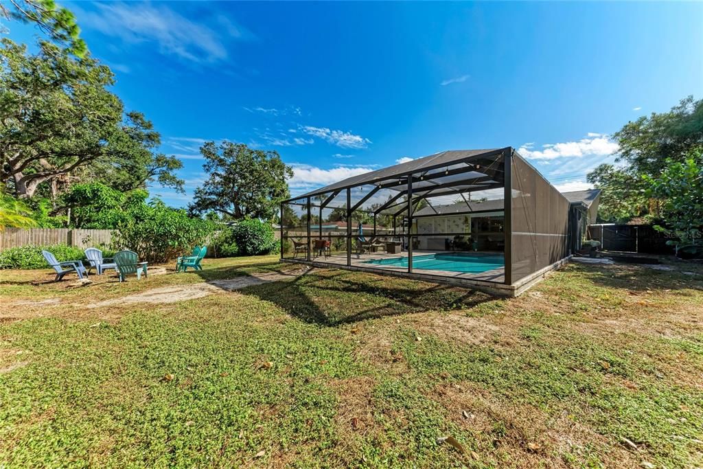 Active With Contract: $625,000 (2 beds, 2 baths, 1128 Square Feet)