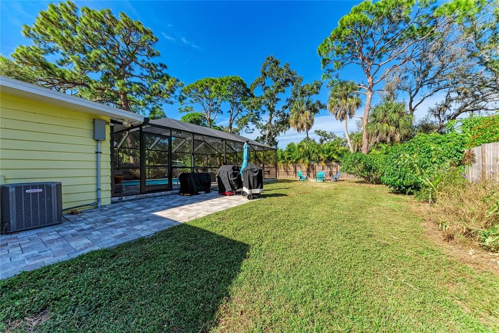 Active With Contract: $625,000 (2 beds, 2 baths, 1128 Square Feet)