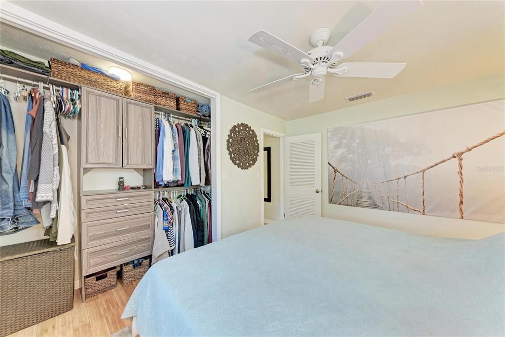 Active With Contract: $625,000 (2 beds, 2 baths, 1128 Square Feet)