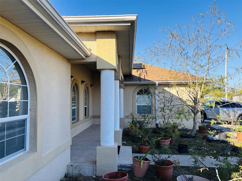 En Venta: $290,000 (2 camas, 2 baños, 2256 Pies cuadrados)