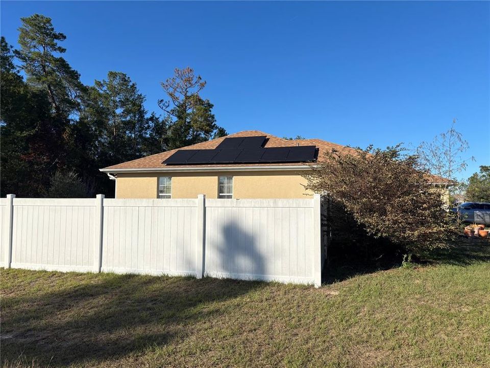 En Venta: $290,000 (2 camas, 2 baños, 2256 Pies cuadrados)