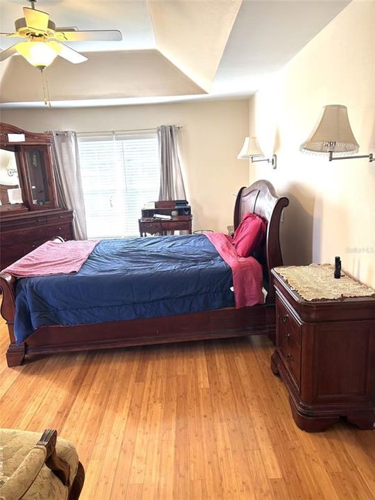 En Venta: $290,000 (2 camas, 2 baños, 2256 Pies cuadrados)