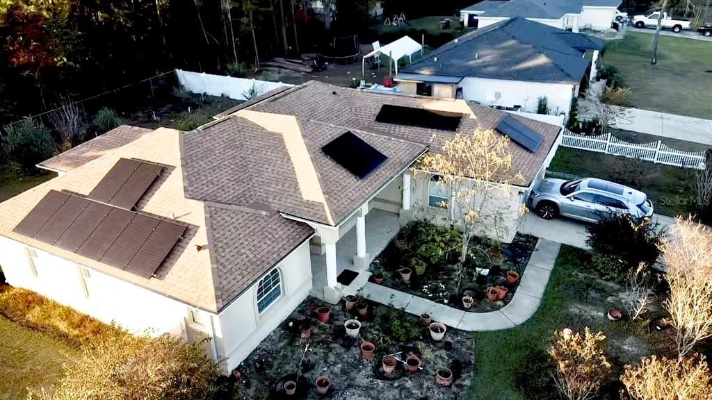 En Venta: $290,000 (2 camas, 2 baños, 2256 Pies cuadrados)