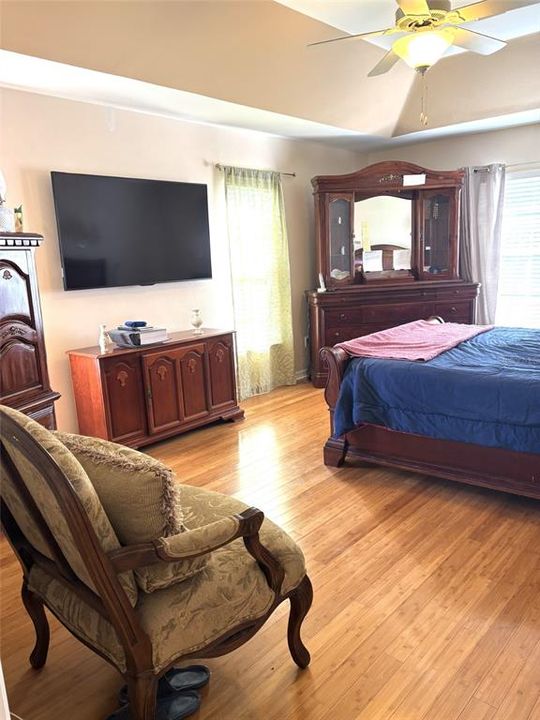 En Venta: $290,000 (2 camas, 2 baños, 2256 Pies cuadrados)