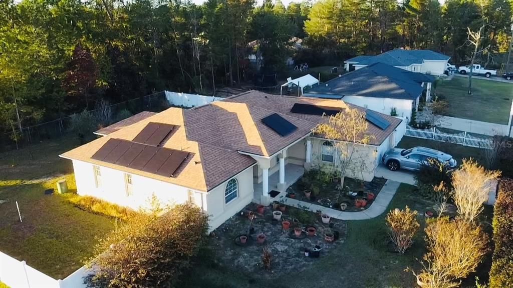 En Venta: $290,000 (2 camas, 2 baños, 2256 Pies cuadrados)