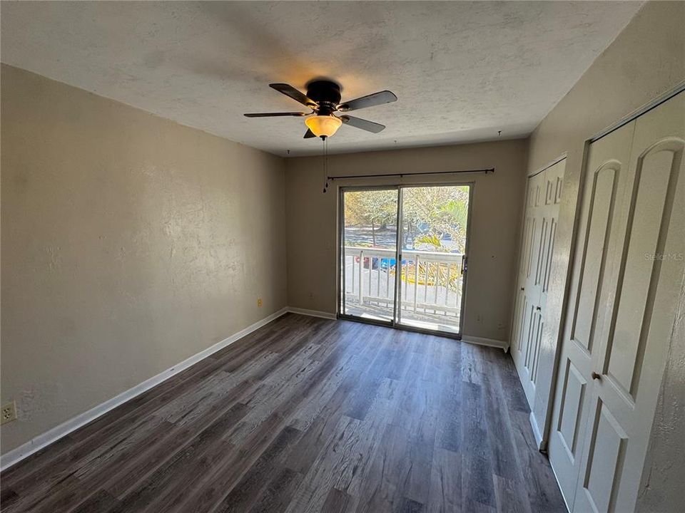 For Sale: $158,000 (2 beds, 2 baths, 1138 Square Feet)