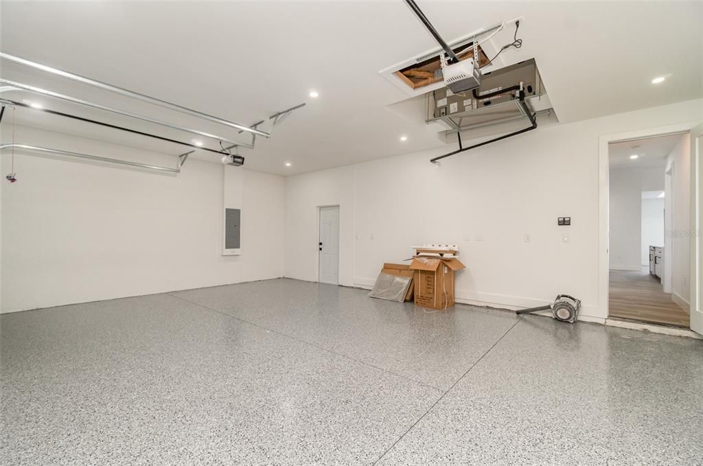 For Sale: $650,000 (4 beds, 3 baths, 2098 Square Feet)