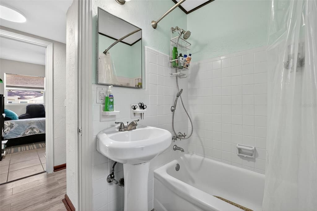 待售: $245,000 (3 贝兹, 2 浴室, 1457 平方英尺)