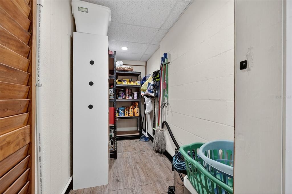 待售: $245,000 (3 贝兹, 2 浴室, 1457 平方英尺)