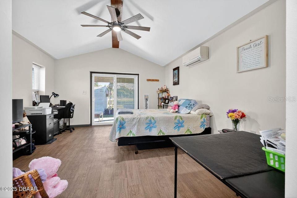 待售: $245,000 (3 贝兹, 2 浴室, 1457 平方英尺)