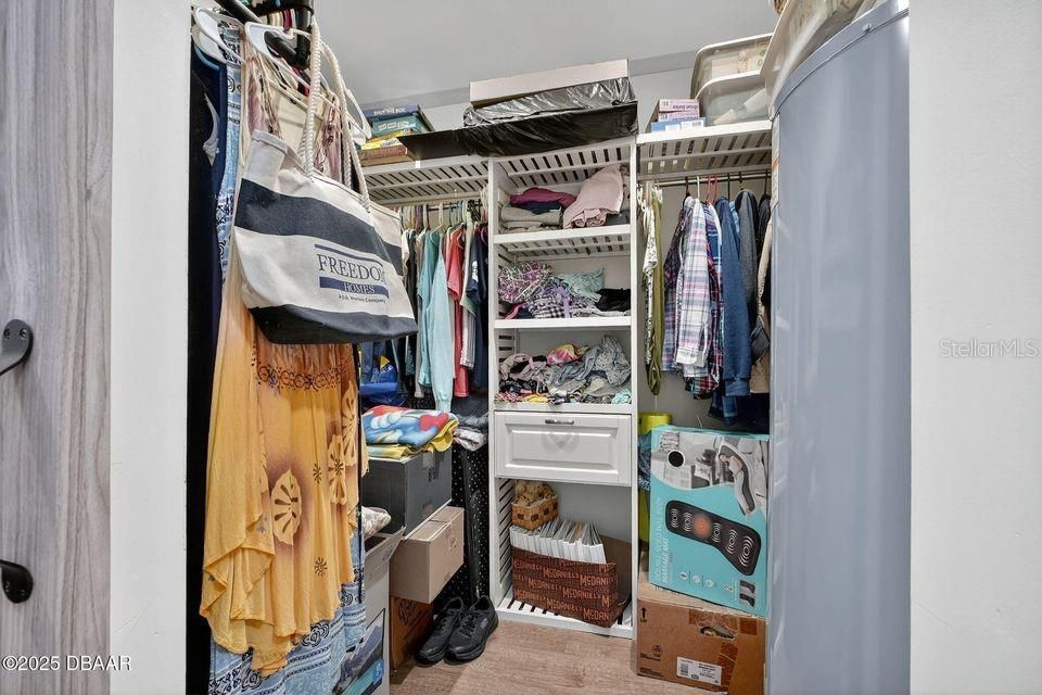 待售: $245,000 (3 贝兹, 2 浴室, 1457 平方英尺)