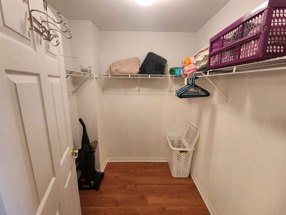 В аренду: $3,000 (2 спален, 2 ванн, 1369 Квадратных фут)