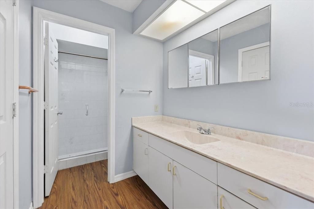 En Renta: $1,200 (2 camas, 2 baños, 1165 Pies cuadrados)