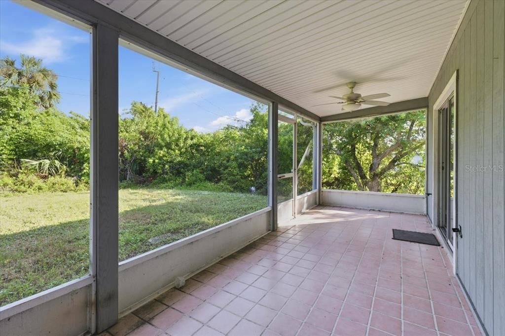 En Renta: $1,200 (2 camas, 2 baños, 1165 Pies cuadrados)