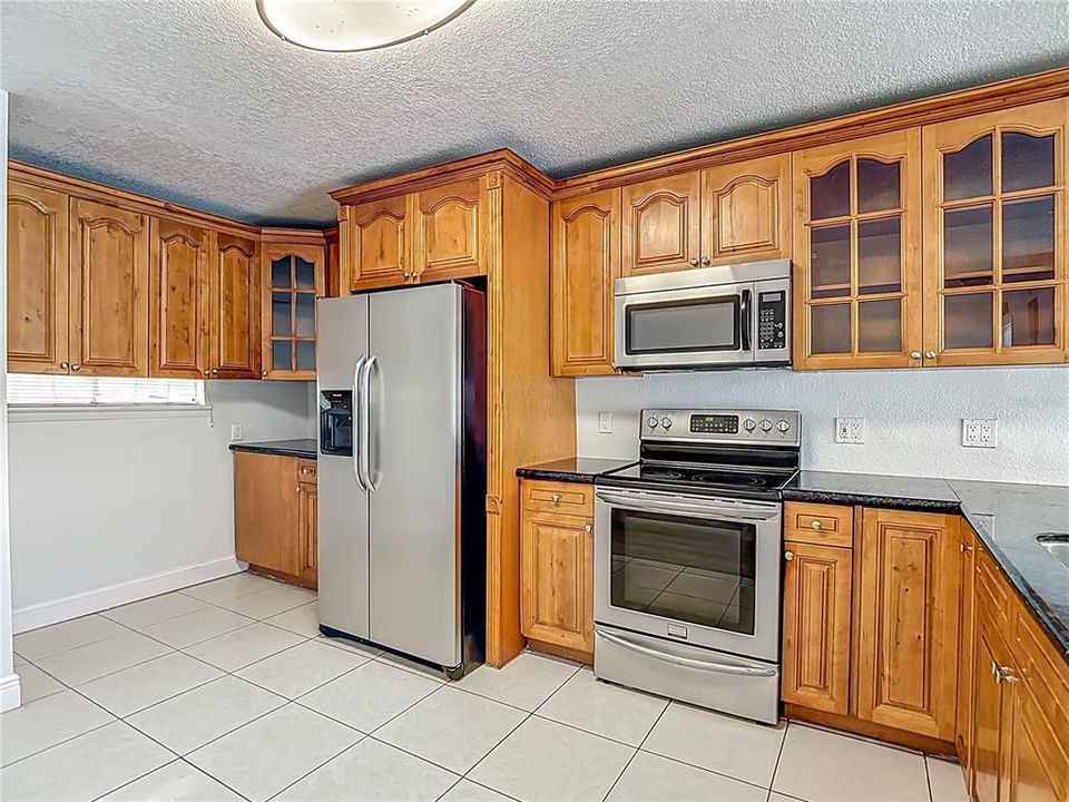 For Rent: $1,695 (2 beds, 2 baths, 1068 Square Feet)