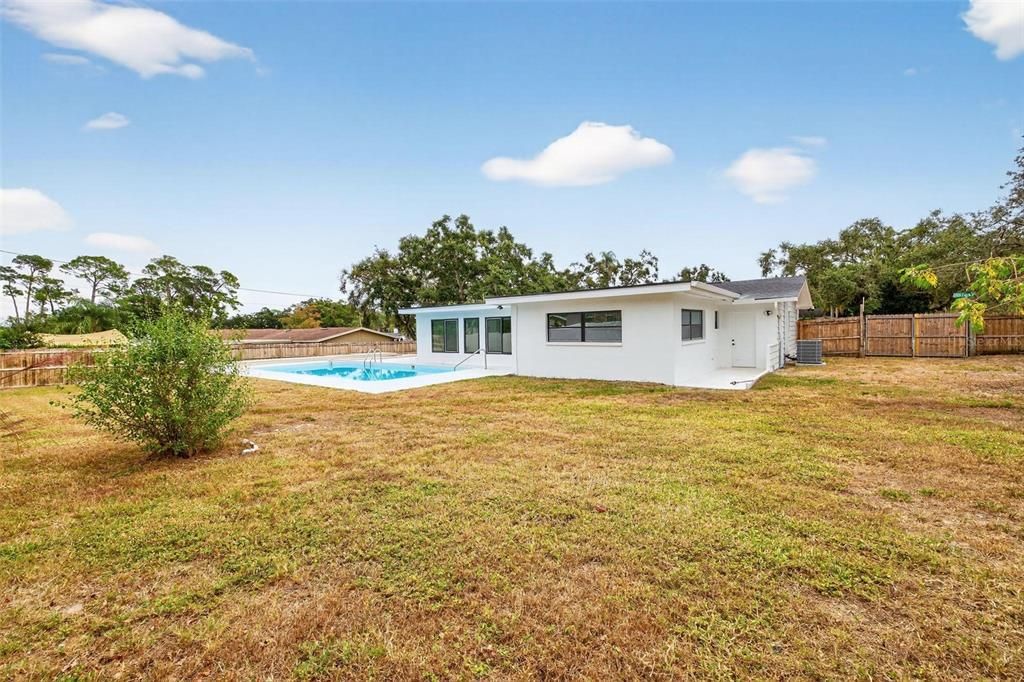 合同活跃: $510,000 (3 贝兹, 2 浴室, 1730 平方英尺)