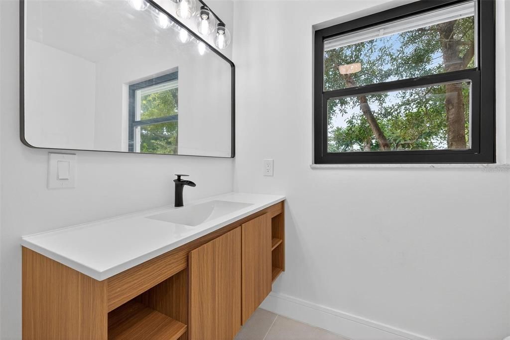 合同活跃: $510,000 (3 贝兹, 2 浴室, 1730 平方英尺)