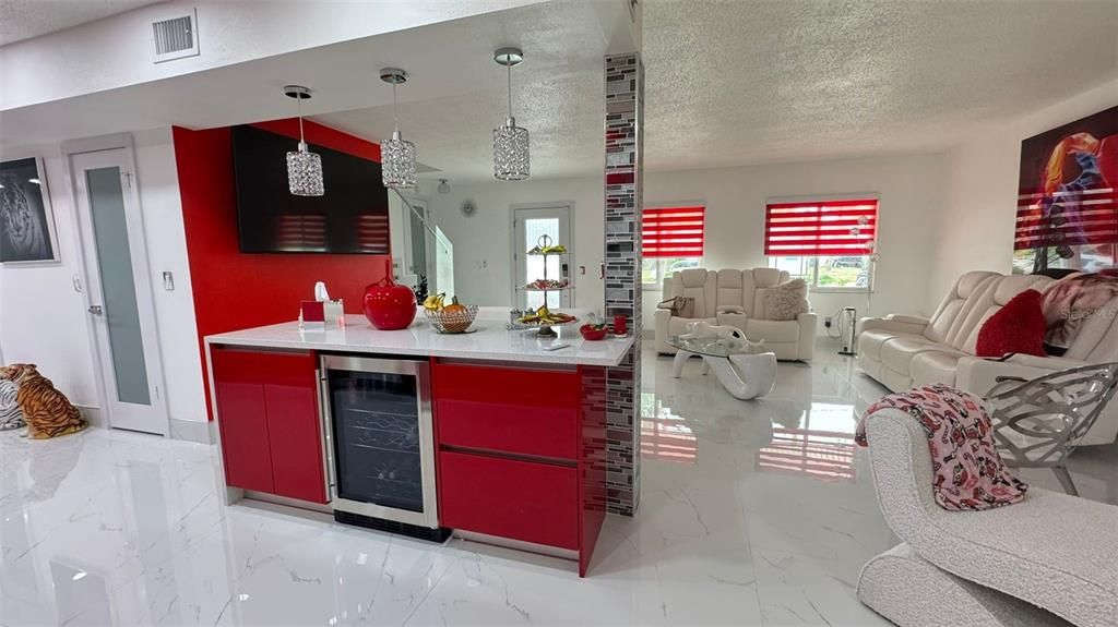 For Sale: $800,000 (4 beds, 2 baths, 2274 Square Feet)