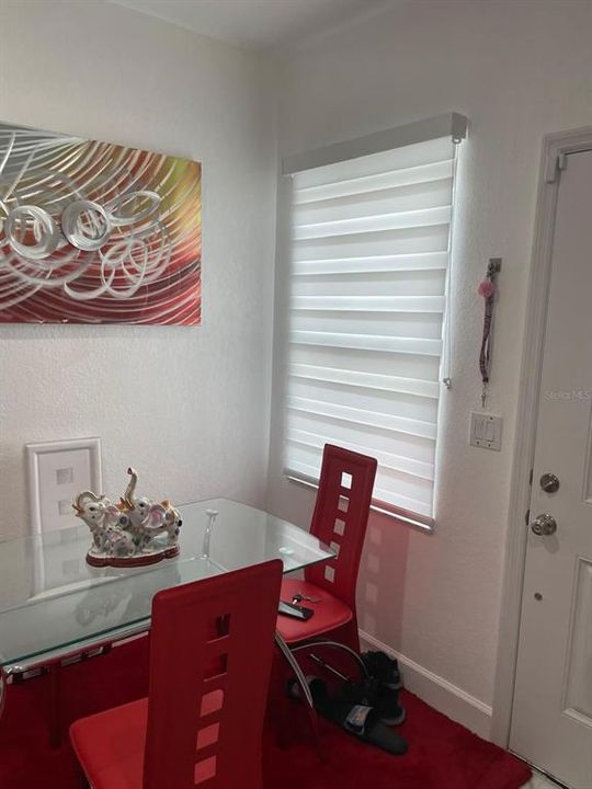 For Sale: $800,000 (4 beds, 2 baths, 2274 Square Feet)