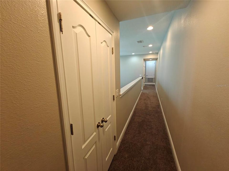 For Rent: $2,689 (3 beds, 2 baths, 1805 Square Feet)