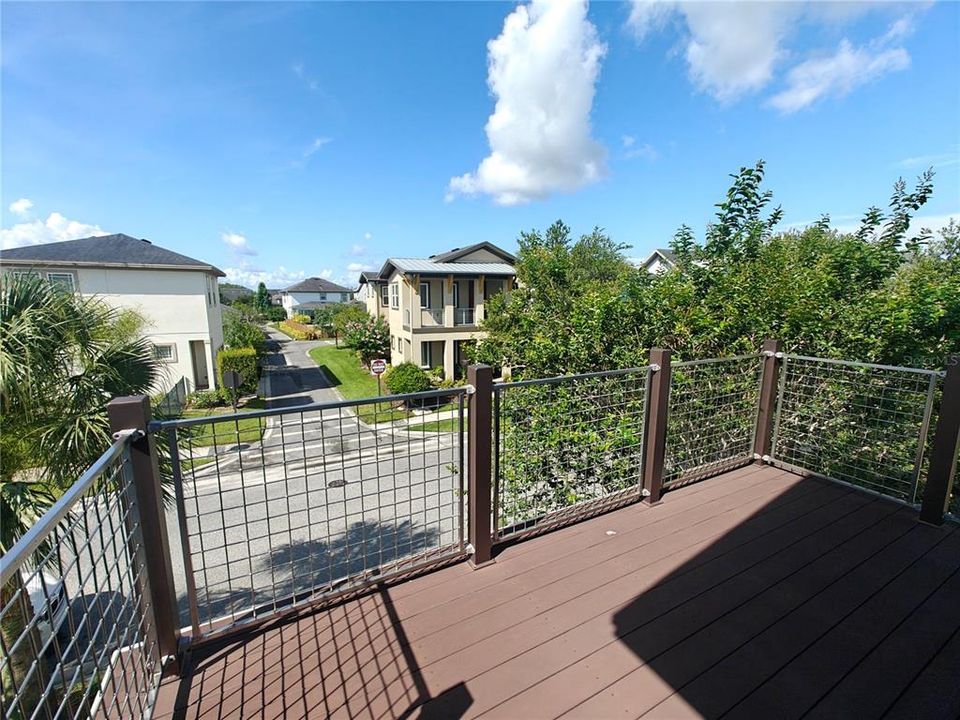 For Rent: $2,689 (3 beds, 2 baths, 1805 Square Feet)