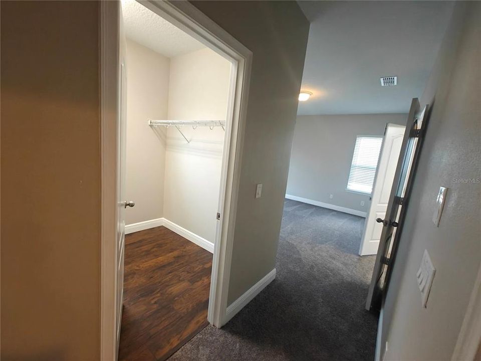 For Rent: $2,689 (3 beds, 2 baths, 1805 Square Feet)