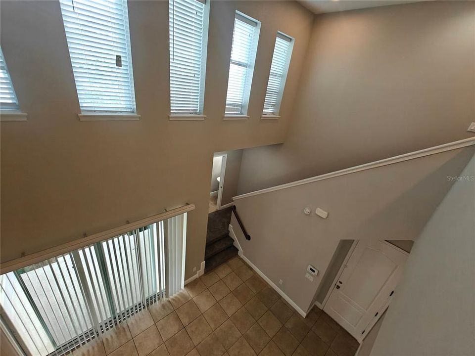 For Rent: $2,689 (3 beds, 2 baths, 1805 Square Feet)