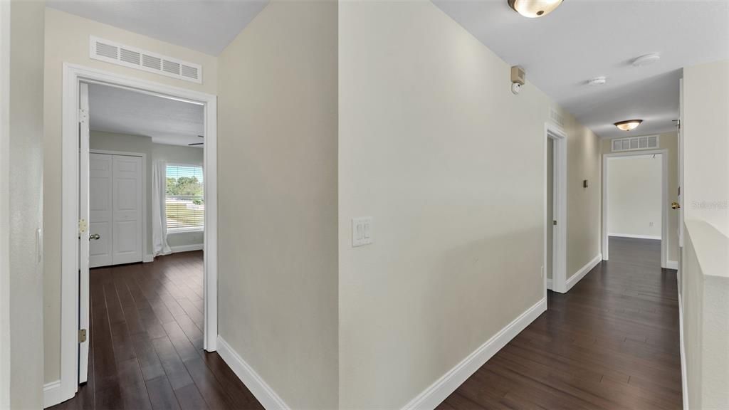 待售: $475,000 (6 贝兹, 4 浴室, 3976 平方英尺)