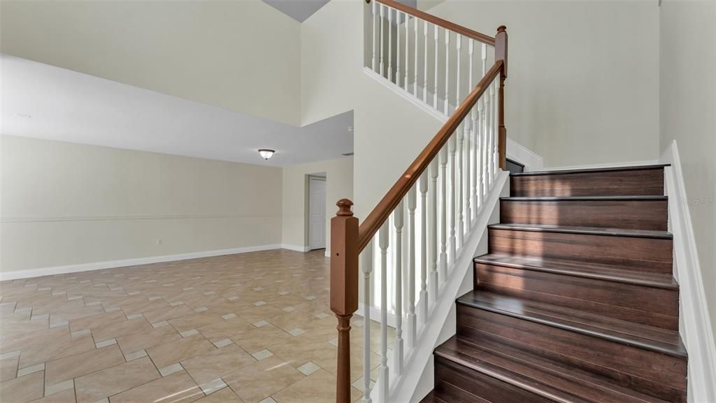 待售: $475,000 (6 贝兹, 4 浴室, 3976 平方英尺)