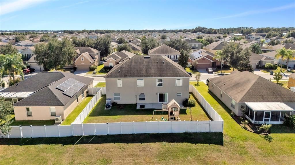 待售: $475,000 (6 贝兹, 4 浴室, 3976 平方英尺)