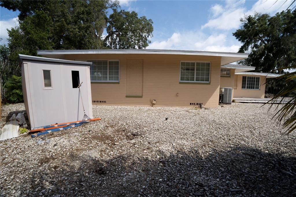 For Rent: $2,000 (5 beds, 3 baths, 2601 Square Feet)