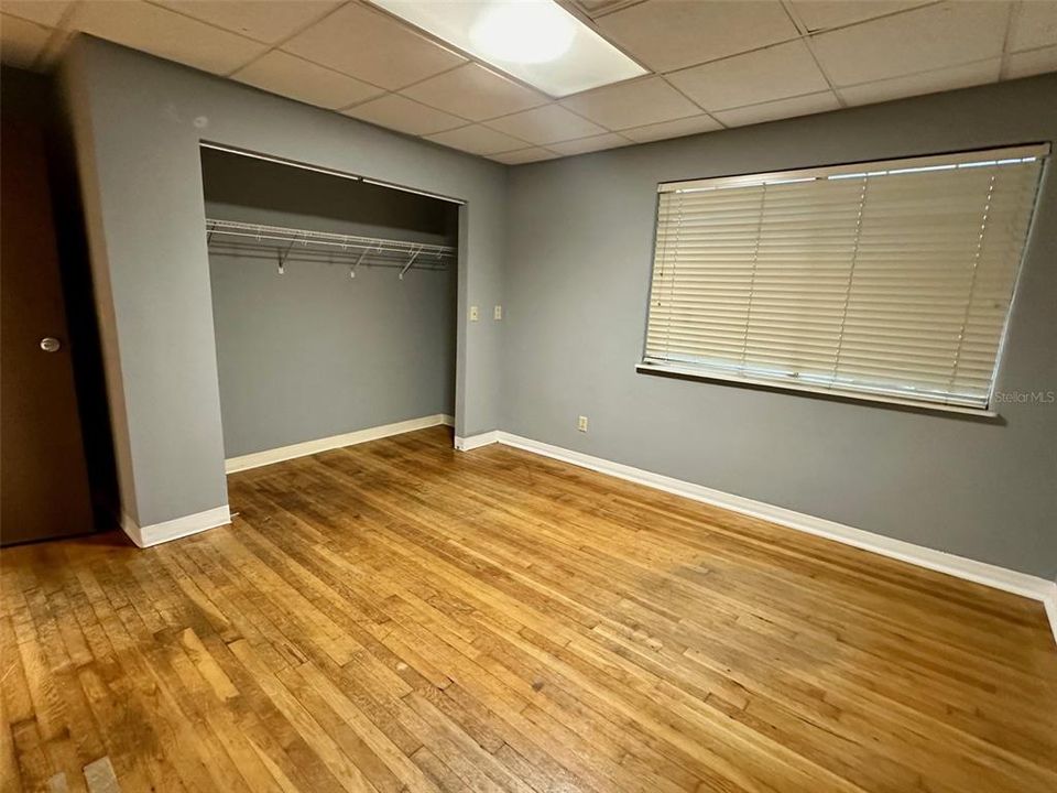 For Rent: $2,000 (5 beds, 3 baths, 2601 Square Feet)